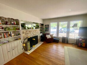 Expansive 5-bedroom, 2.5-bath home with incredible mountain views! in Fort Collins, CO - Building Photo - Building Photo
