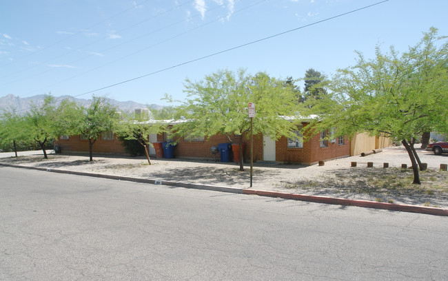 1607-1611 E Mitchell St in Tucson, AZ - Building Photo - Building Photo