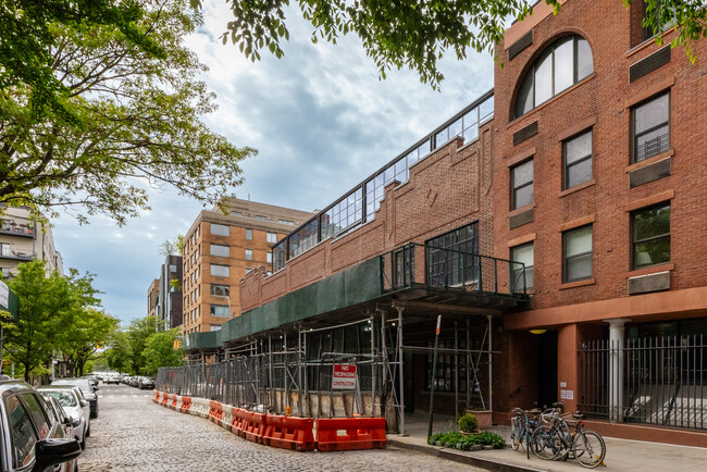 361 West 12Th Street in New York, NY - Building Photo - Building Photo