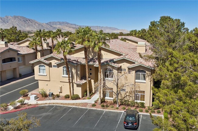 property at 1704 Hills of Red Dr