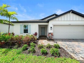 5336 Patano Lp in Palmetto, FL - Building Photo