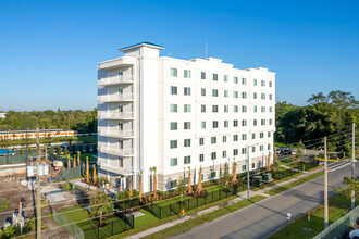 55+ Madison Landing Senior Apartments in Orlando, FL - Building Photo - Building Photo