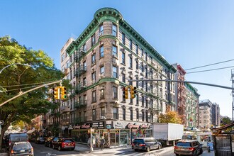 202 Mott St in New York, NY - Building Photo - Primary Photo