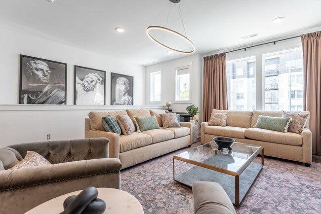 85 Lucile St in Nashville, TN - Foto de edificio - Building Photo