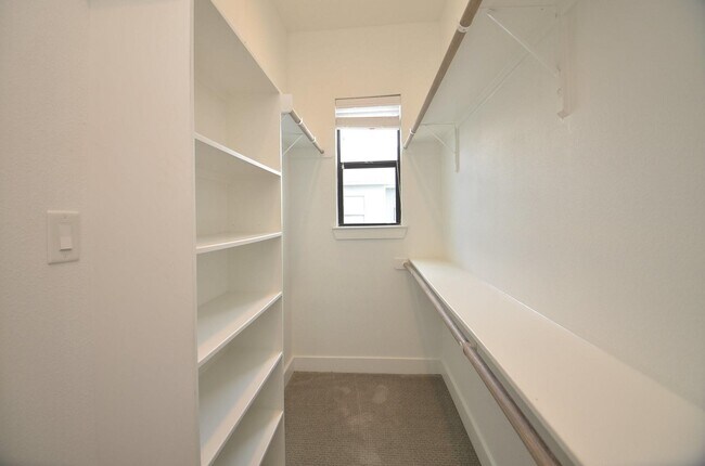 property at 2616 Riverside Dr