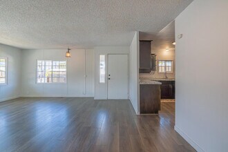 32480 San Miguelito Dr in Thousand Palms, CA - Building Photo - Building Photo