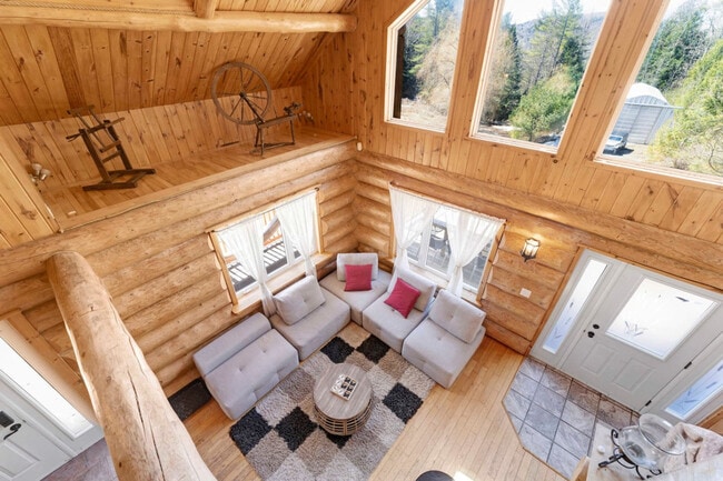 property at 20 Rue Blais