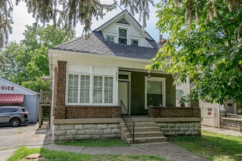 3749 Southern Pkwy in Louisville, KY - Building Photo