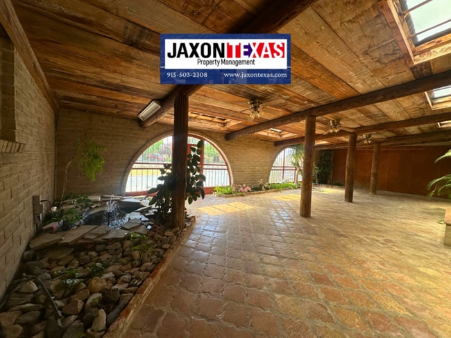property at 1067 Villa Linda Way