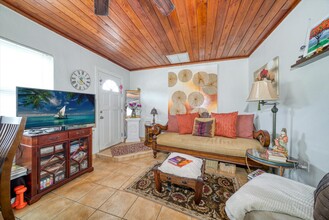 2400 1st St in Indian Rocks Beach, FL - Building Photo - Interior Photo