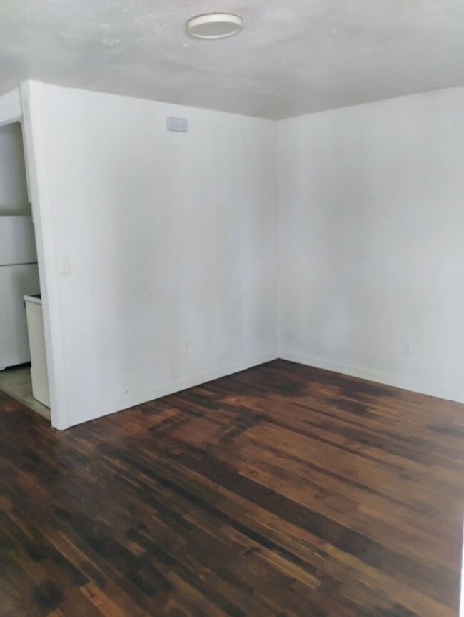 property at 921 Mimosa St
