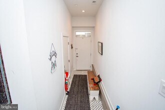 107 Olive St in Philadelphia, PA - Building Photo - Building Photo