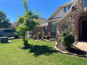 440 Shirley Dr in Alvarado, TX - Building Photo - Building Photo