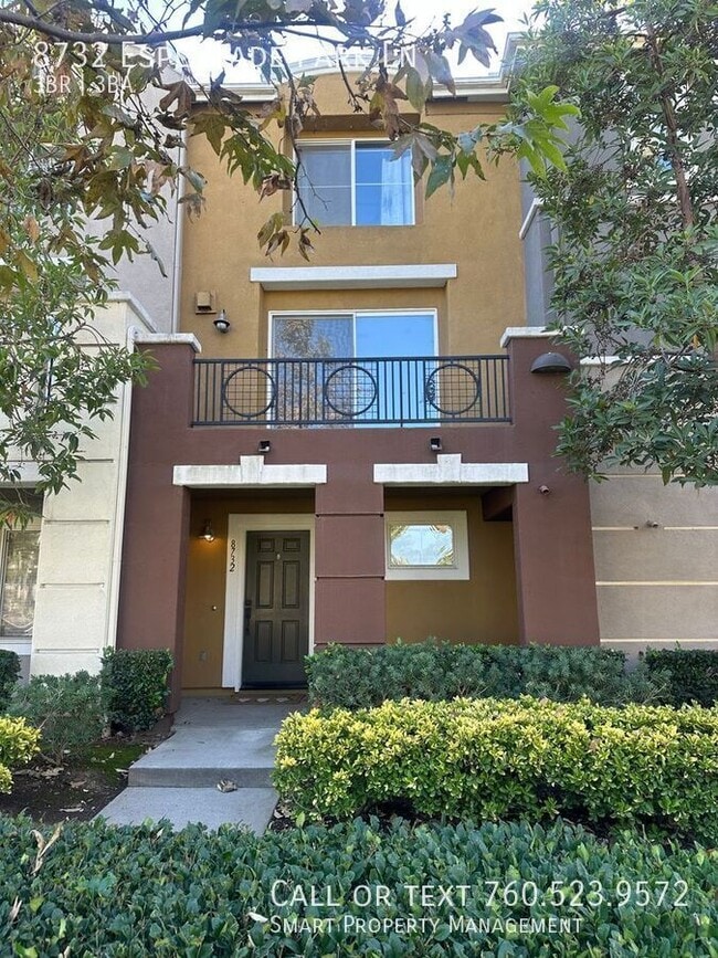 8732 Esplanade Park Ln in San Diego, CA - Building Photo - Building Photo