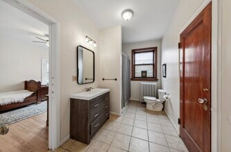 5054 S Woodlawn Ave in Chicago, IL - Building Photo - Building Photo