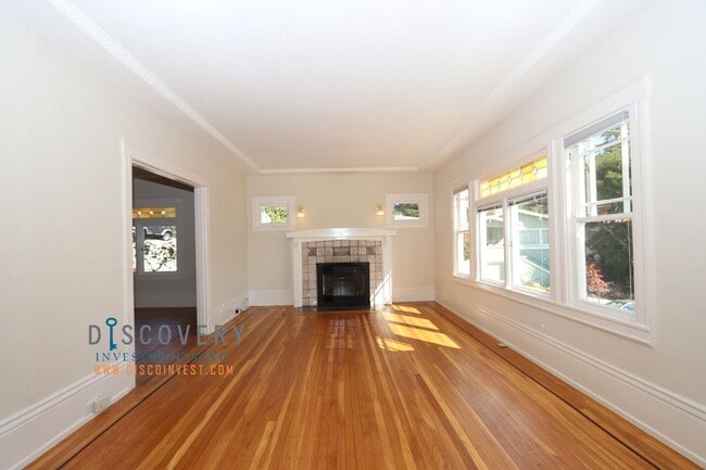1145 Ranleigh Way in Piedmont, CA - Building Photo - Building Photo