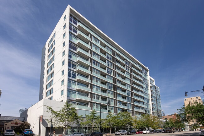 property at 1620 S Michigan Ave