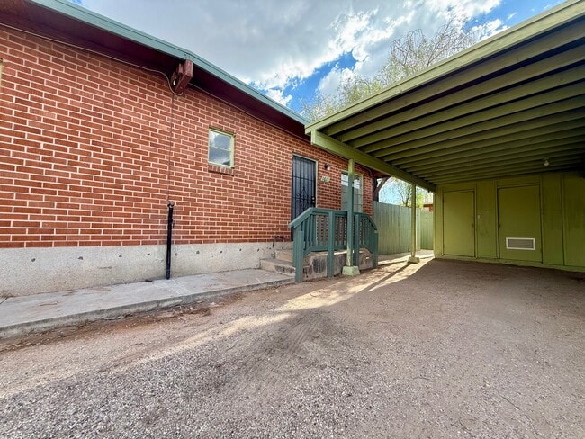 1611 E Mitchell St, Unit 1611 E Mitchell Street
