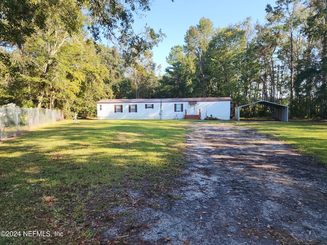 6509 Pitts Rd in Jacksonville, FL - Foto de edificio - Building Photo