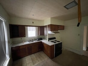 136 Pottsville St in Herndon, PA - Building Photo - Building Photo