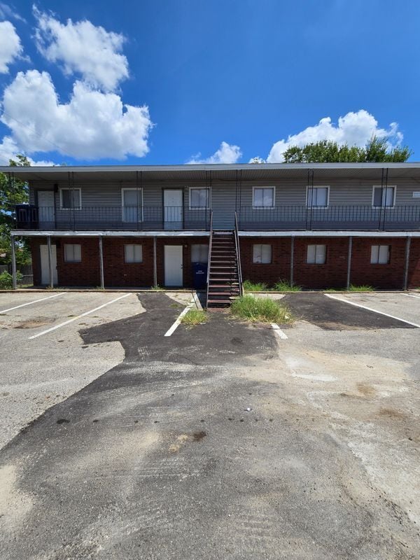 property at 901 S 15th St