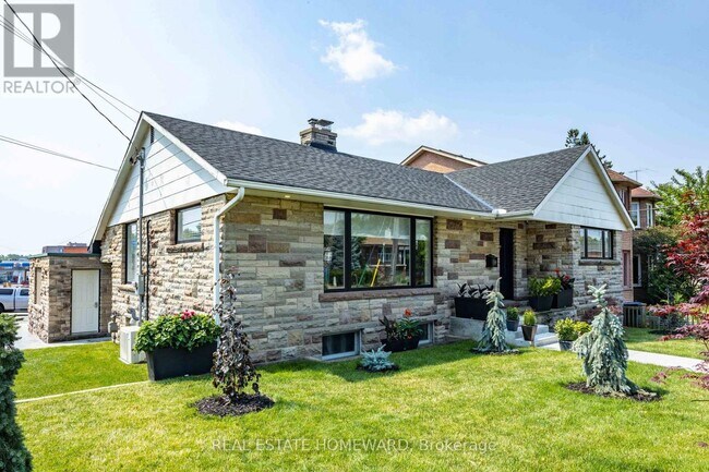 161 Park St in Toronto, ON - Building Photo - Building Photo