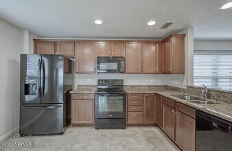 52 Caspia Ln in Nocatee, FL - Building Photo - Building Photo