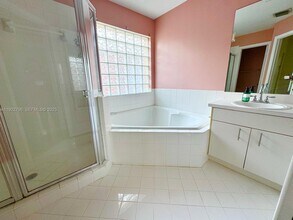 15430 SW 143rd Terrace in Miami, FL - Building Photo - Building Photo