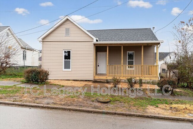 1013 N 15th St in Clarksburg, WV - Building Photo - Building Photo