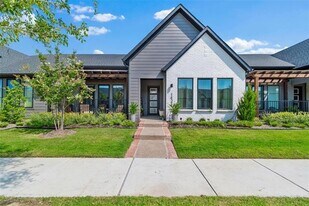 1421 Rose Willow Wy in Arlington, TX - Building Photo