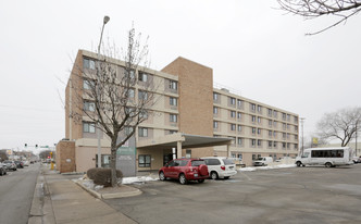 Longwood Plaza Apartments