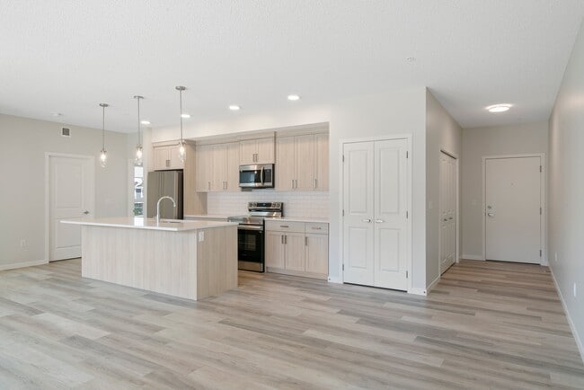 property at 33 Carringham Gate NW