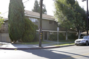 15500 Pasadena Ave Apartments