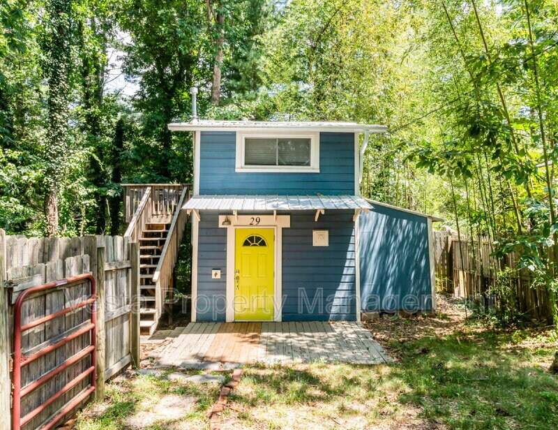 29 Ivy St N in Asheville, NC - Building Photo