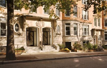 15 Fairbanks St, Unit 1 in Brookline, MA - Building Photo - Building Photo