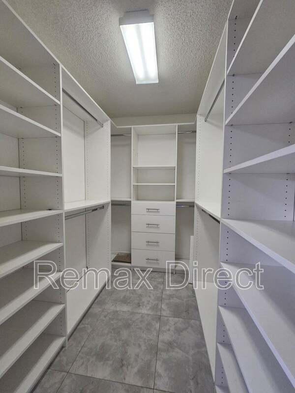 property at 331 Cypress Way W