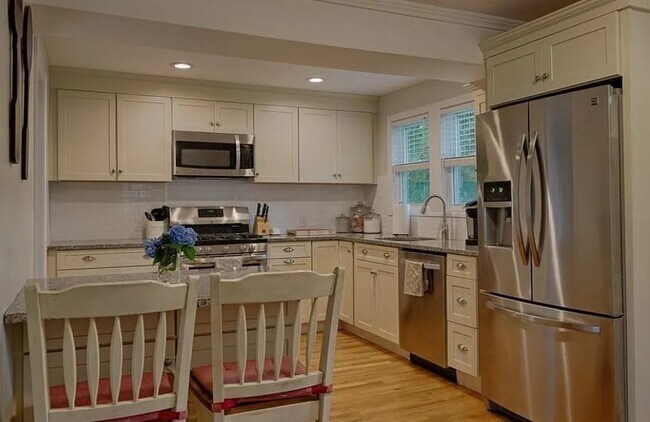 property at 52 Nightingale Ave