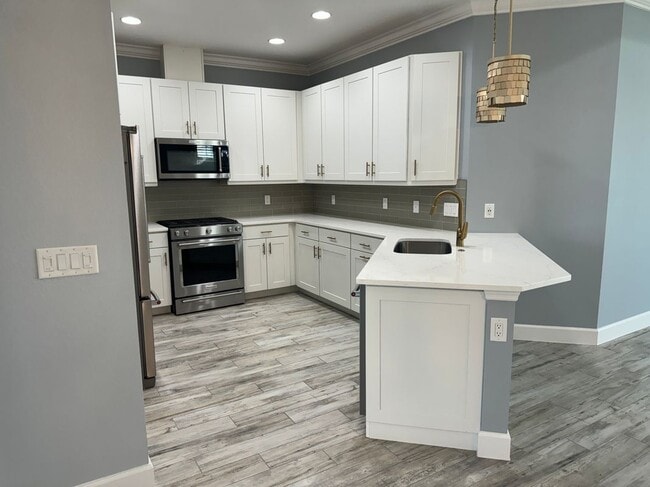 432 Good Life Wy in Daytona Beach, FL - Foto de edificio - Building Photo