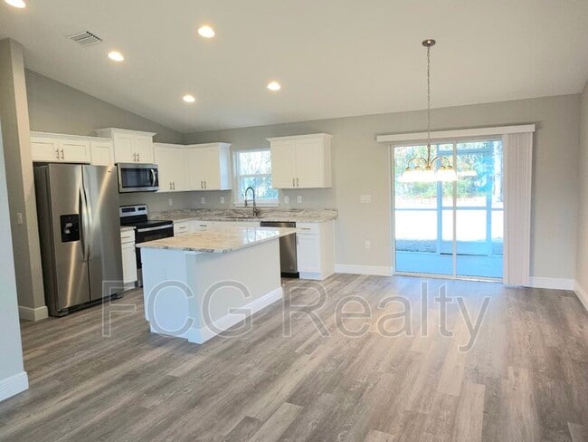 240 Locust Pass Dr in Ocala, FL - Building Photo - Building Photo