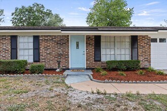 2650 Debbie Ct in Jacksonville, FL - Building Photo - Building Photo