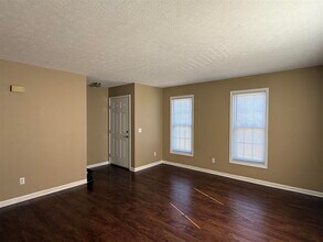 739 Tara Ct in Bowling Green, KY - Building Photo - Building Photo