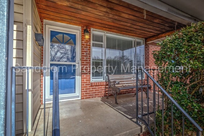 1403 E 49th Pl in Tulsa, OK - Building Photo - Building Photo