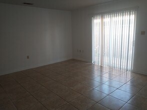 8802 Morrison Rd, Unit 8800 in New Orleans, LA - Building Photo - Building Photo