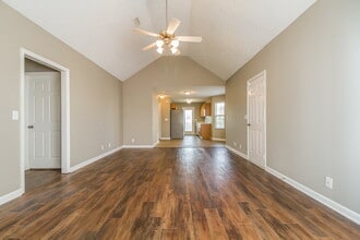 2612 Apostle Ln in Murfreesboro, TN - Foto de edificio - Building Photo