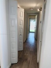 2412 NE 26th St in Fort Lauderdale, FL - Building Photo - Building Photo