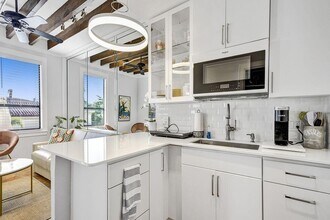 235 Sunrise Ave in Palm Beach, FL - Building Photo - Building Photo