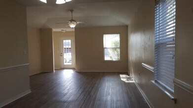1470 Majesty Loop in Foley, AL - Building Photo - Building Photo