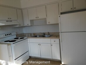 22 SW 10th St in Hallandale Beach, FL - Building Photo - Building Photo