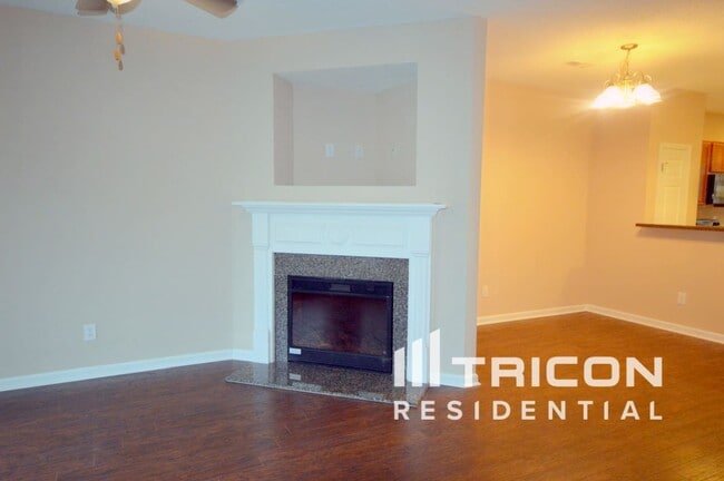 5325 Oakley Commons Blvd in Union City, GA - Building Photo - Building Photo
