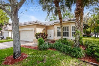 5804 NW 49th Ln in Coconut Creek, FL - Building Photo - Building Photo